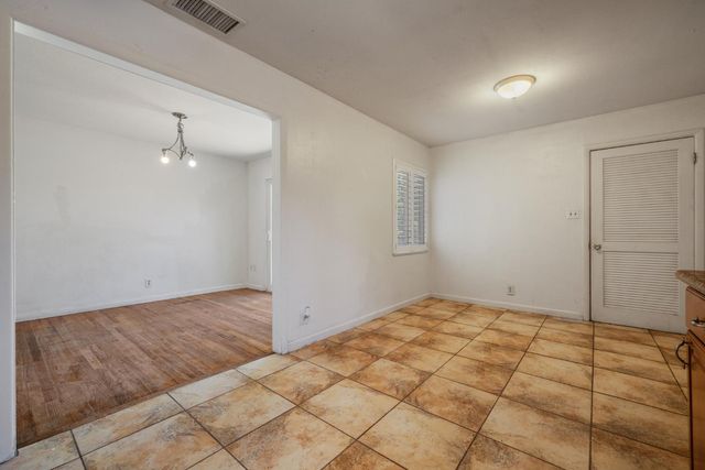 2077 W Sonoma Ave, Stockton, CA 95204
