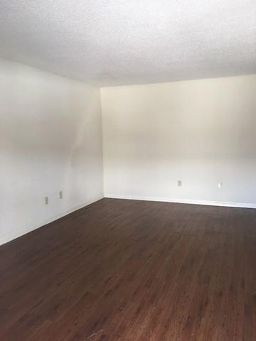 4709 Harmon Ave 310, Austin, TX 78751