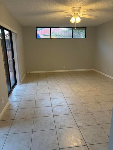 8165 Severn Drive D, Boca Raton, FL 33433