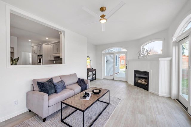 17707 Lakeshore ROAD, Two Rivers, WI 54241