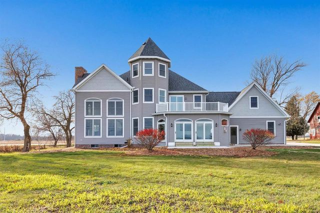 17707 Lakeshore ROAD, Two Rivers, WI 54241