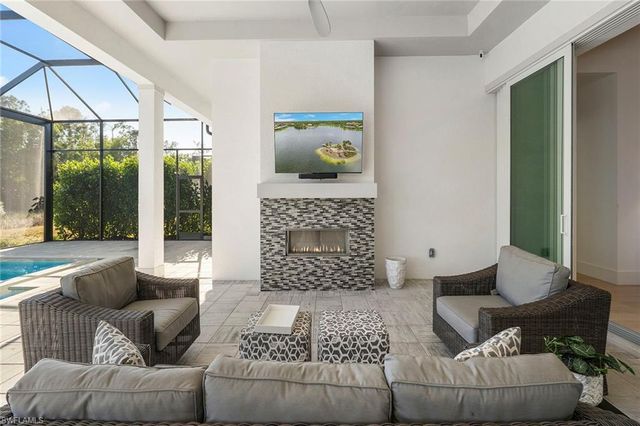 14194 Galley CT, Naples, FL 34114