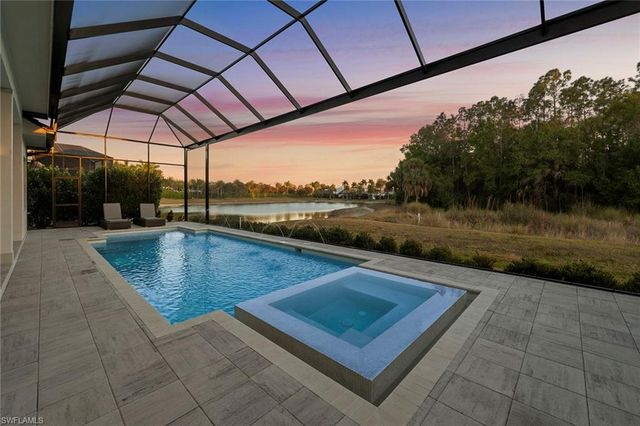 14194 Galley CT, Naples, FL 34114