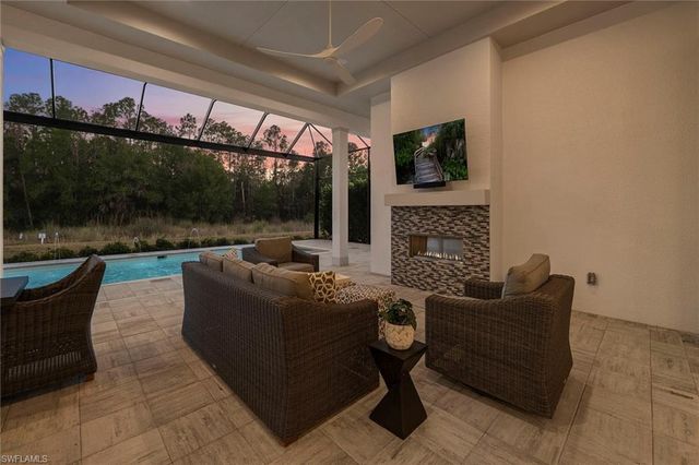 14194 Galley CT, Naples, FL 34114