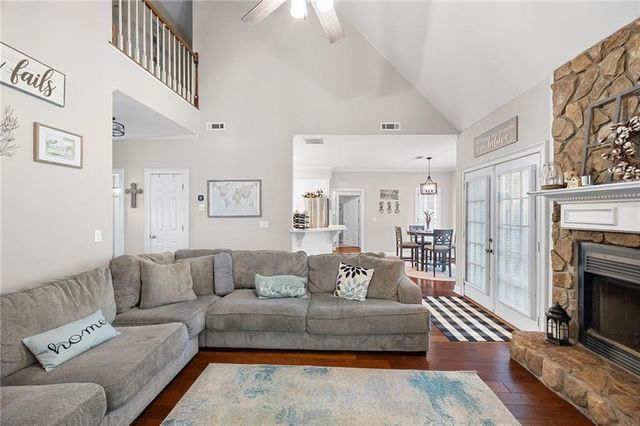 40 Overbrook Court, Newnan, GA 30263