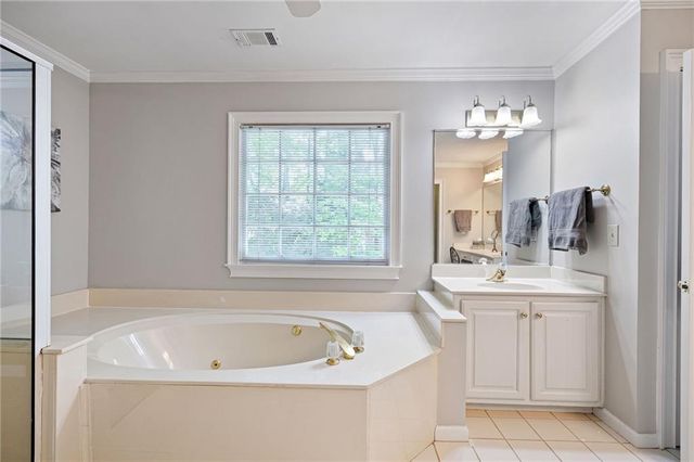 40 Overbrook Court, Newnan, GA 30263