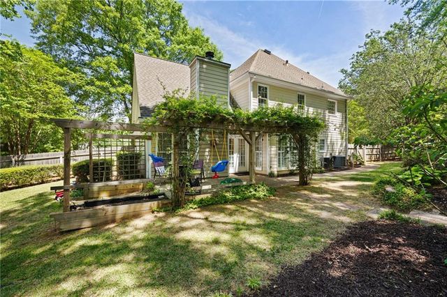 40 Overbrook Court, Newnan, GA 30263