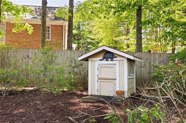 40 Overbrook Court, Newnan, GA 30263