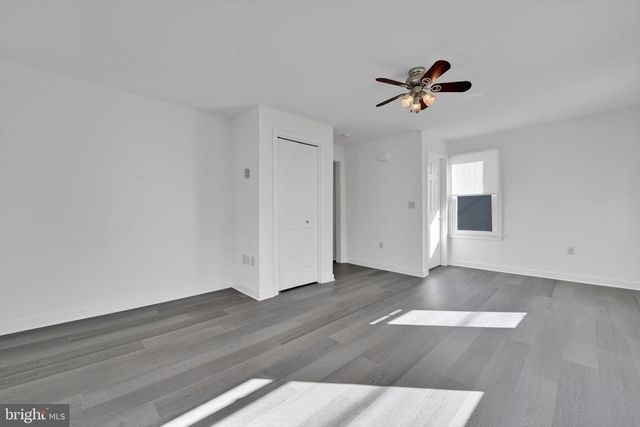 600 E MAIN ST, Hegins, PA 17938