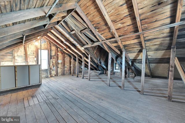 600 E MAIN ST, Hegins, PA 17938