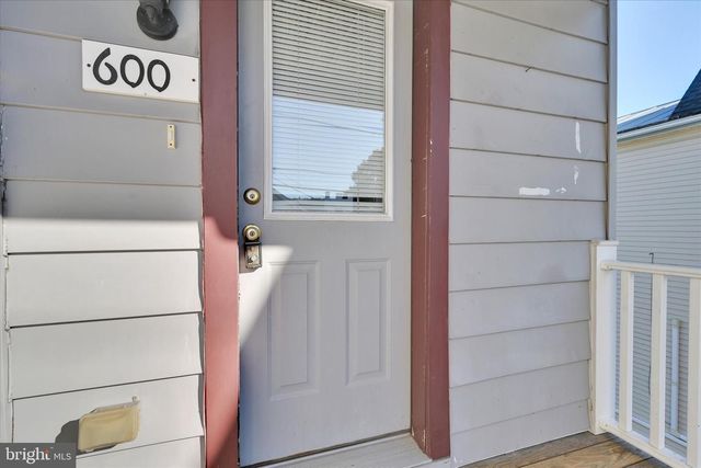 600 E MAIN ST, Hegins, PA 17938