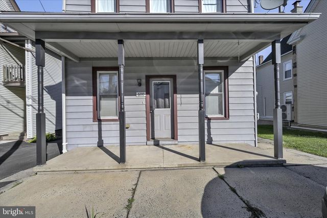 600 E MAIN ST, Hegins, PA 17938