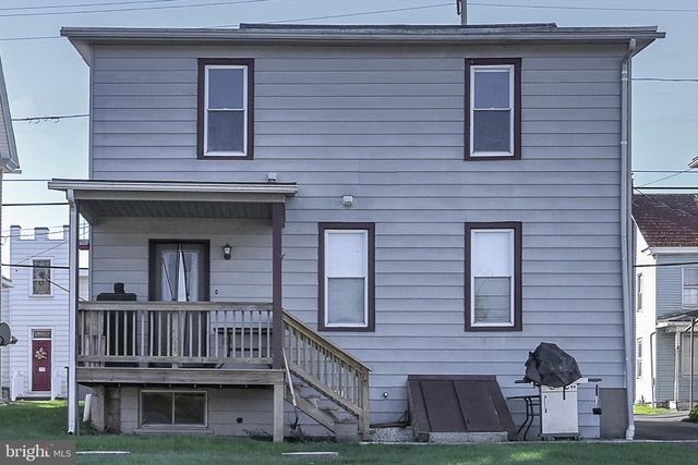 600 E MAIN ST, Hegins, PA 17938