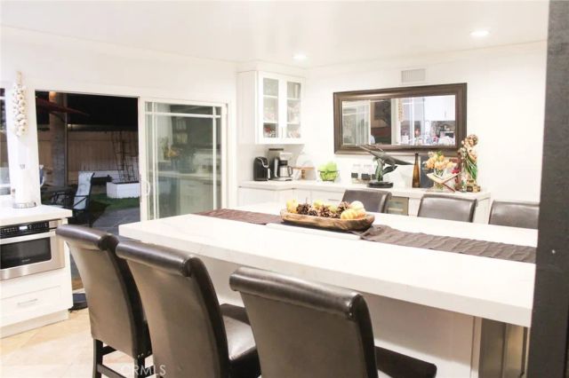 1405 Halladay, Santa Ana, CA 92707