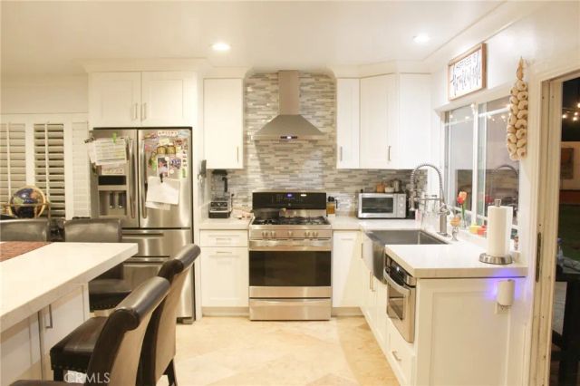 1405 Halladay, Santa Ana, CA 92707