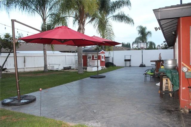 1405 Halladay, Santa Ana, CA 92707