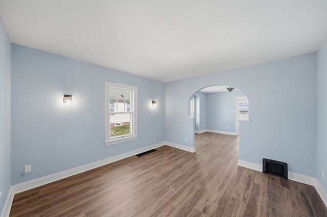 507 W 12th Street, Sterling, IL 61081