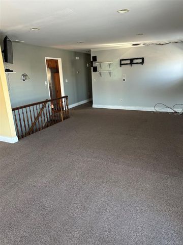 401 W Walnut Street UPPER, Long Beach, NY 11561