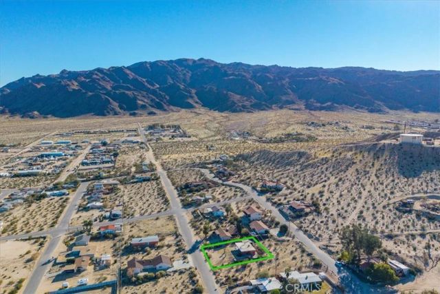 6572 Bullion Avenue, 29 Palms, CA 92277