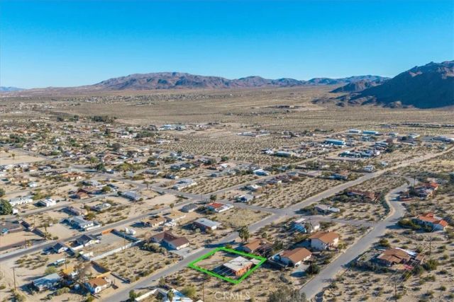 6572 Bullion Avenue, 29 Palms, CA 92277