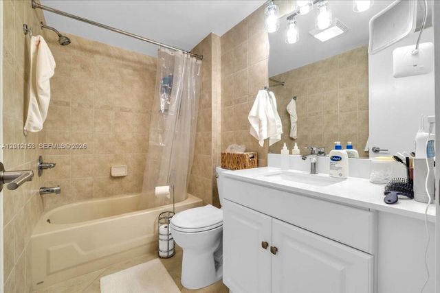 1234 S Military Trl 1811, Deerfield Beach, FL 33442
