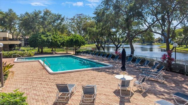 1234 S Military Trl 1811, Deerfield Beach, FL 33442