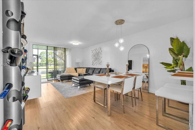 1234 S Military Trl 1811, Deerfield Beach, FL 33442