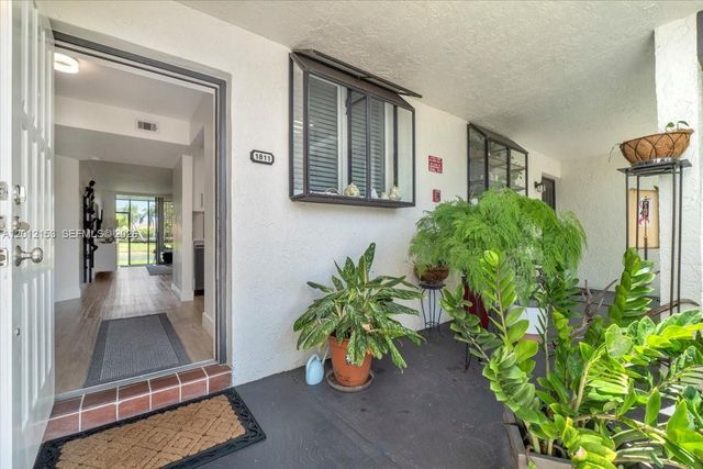 1234 S Military Trl 1811, Deerfield Beach, FL 33442