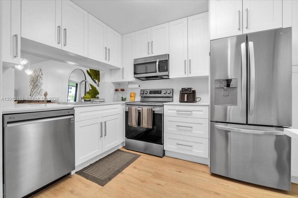1234 S Military Trl 1811, Deerfield Beach, FL 33442
