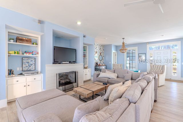 152 Ave of Oaks, Daufuskie Island, SC 29915