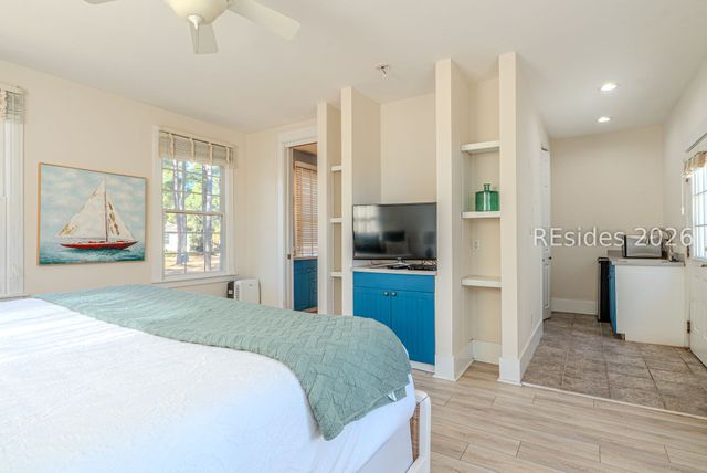 152 Ave of Oaks, Daufuskie Island, SC 29915