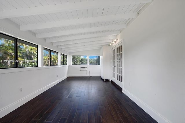 9005 SW 56th St 0, Miami, FL 33165