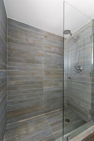 9005 SW 56th St 0, Miami, FL 33165