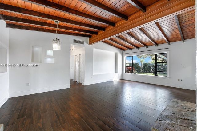 9005 SW 56th St 0, Miami, FL 33165