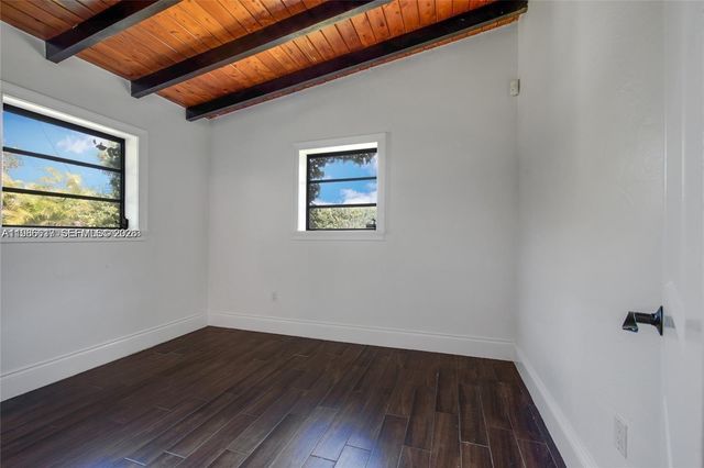 9005 SW 56th St 0, Miami, FL 33165