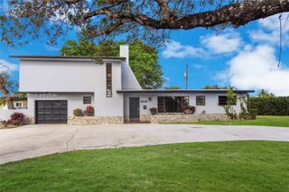 9005 SW 56th St 0, Miami, FL 33165