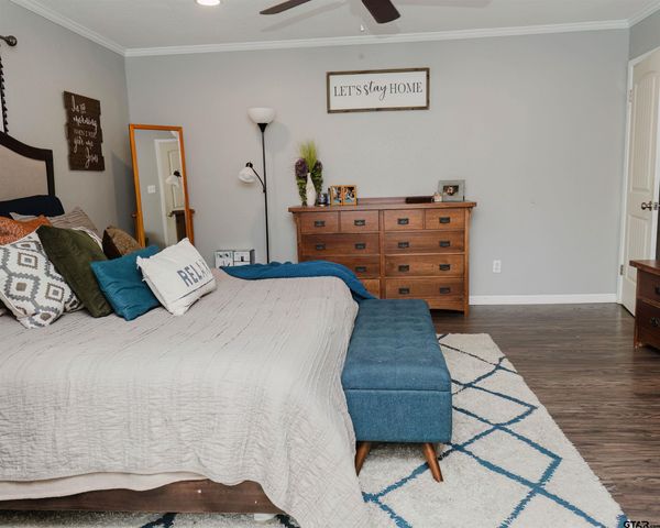 1021 Bryan St, Jacksonville, TX 75766