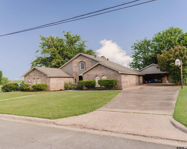 1021 Bryan St, Jacksonville, TX 75766