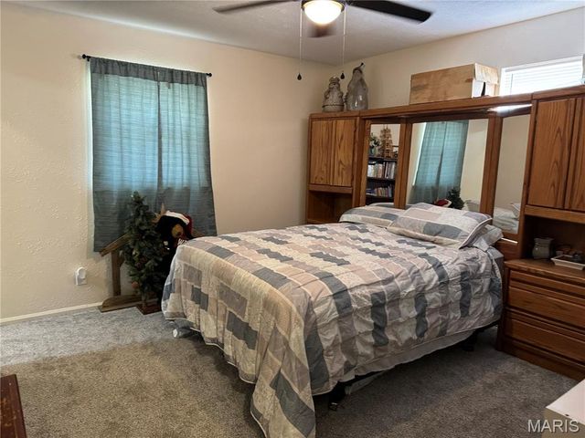 1903 Long Drive, Waynesville, MO 65583