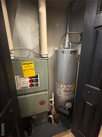 1903 Long Drive, Waynesville, MO 65583