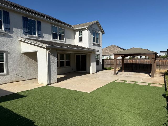 10400 Montaria Way, Elk Grove, CA 95757