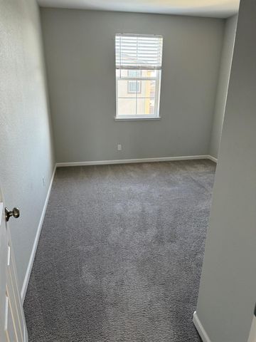 10400 Montaria Way, Elk Grove, CA 95757