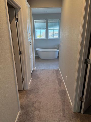 10400 Montaria Way, Elk Grove, CA 95757