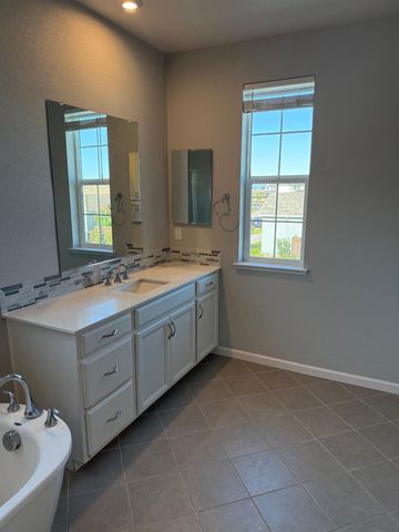 10400 Montaria Way, Elk Grove, CA 95757