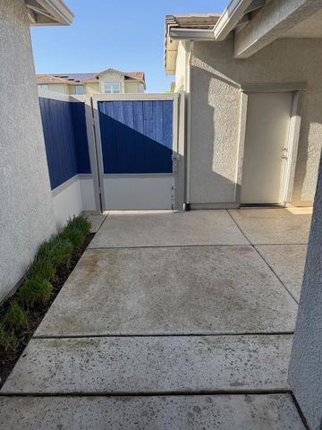 10400 Montaria Way, Elk Grove, CA 95757