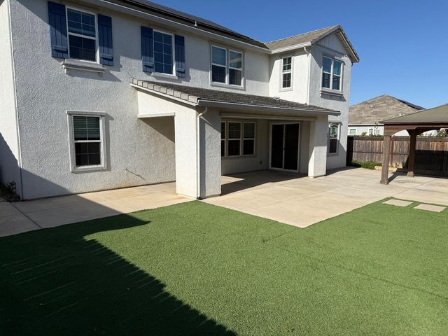 10400 Montaria Way, Elk Grove, CA 95757