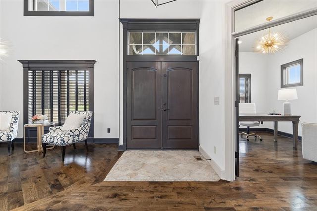 11604 W 164th Place, Overland Park, KS 66221