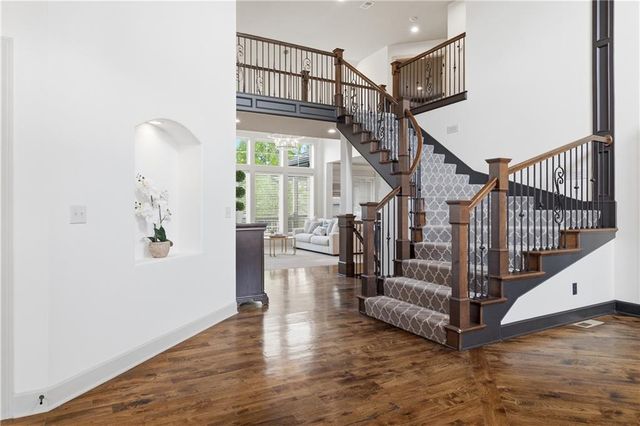 11604 W 164th Place, Overland Park, KS 66221