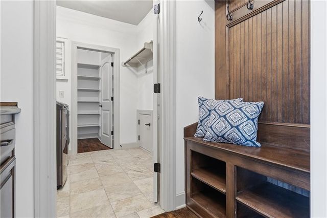 11604 W 164th Place, Overland Park, KS 66221