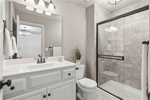 11604 W 164th Place, Overland Park, KS 66221